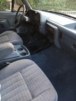 1990 Ford  Bronco   302 V8 fuel injected auto 