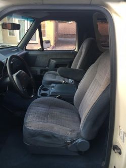 1990 Ford  Bronco   302 V8 fuel injected auto 